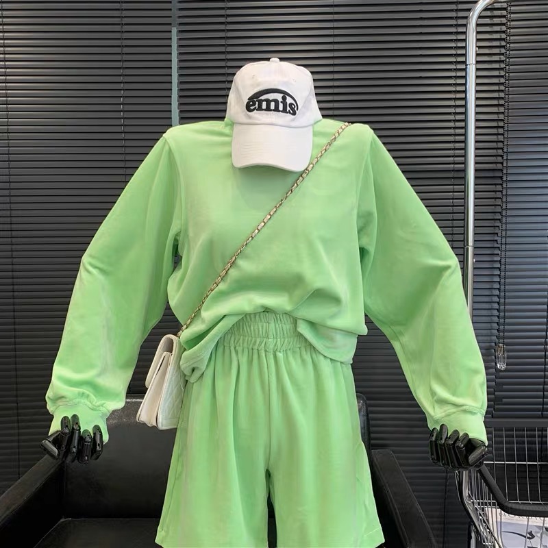 Binta sweat set image