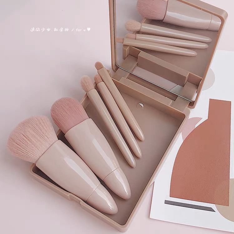 Wrap this up beauty brushes MK122 image