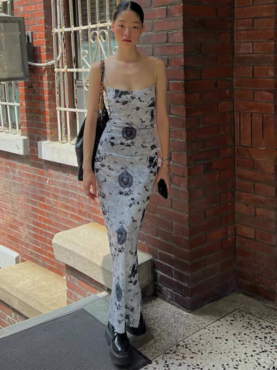 Running errands gown CBC147 image