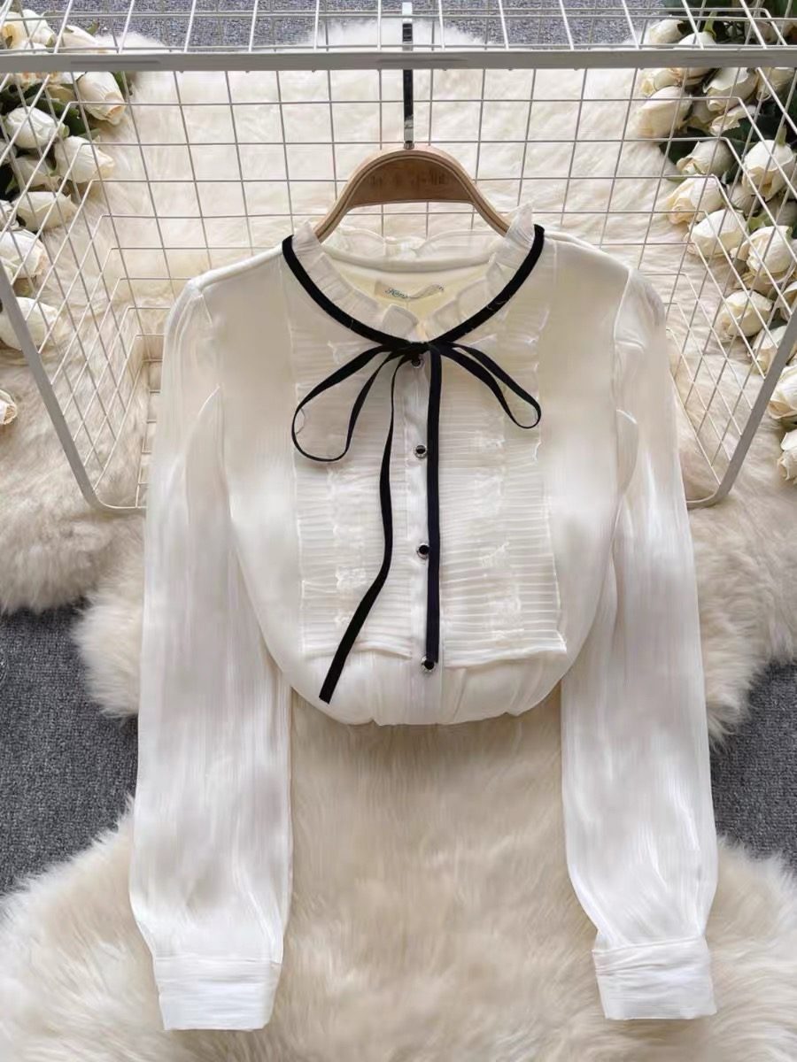 Cough in the moment blouse BE224 image