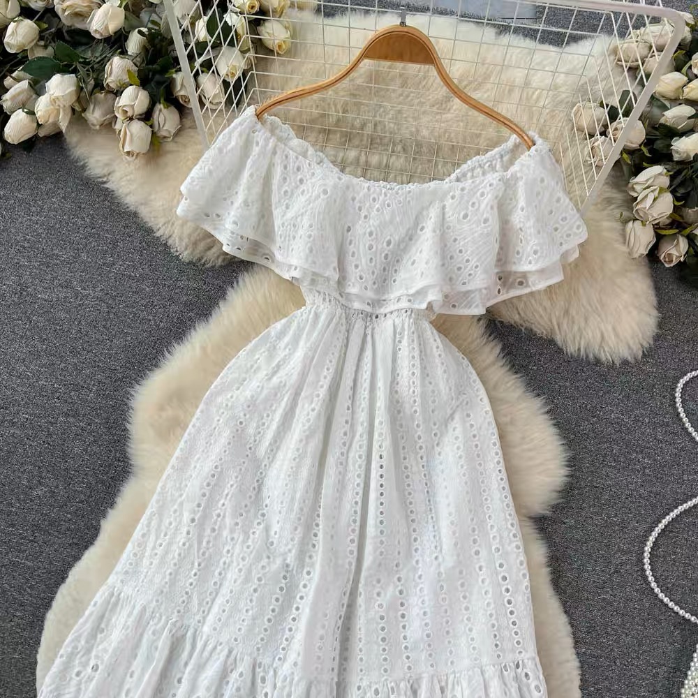 Rosalia lace dress CD248 image