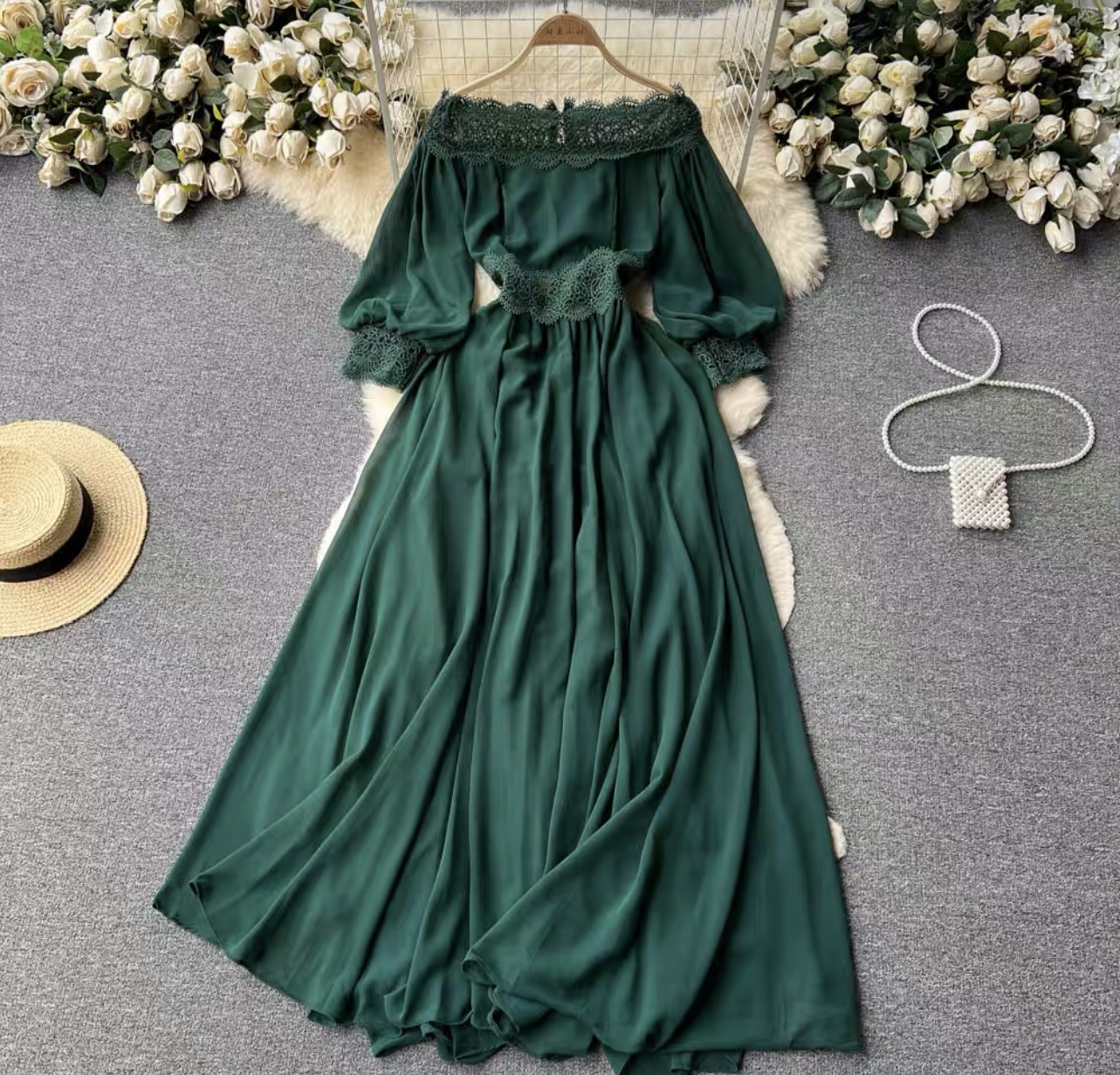 Queen of scots dress CD254 image
