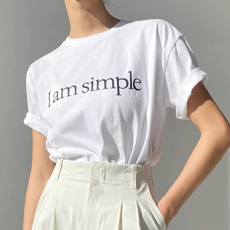 Simple yet sophisticated top image