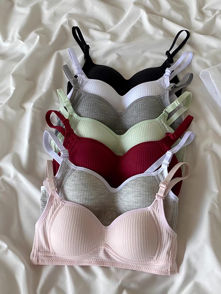 Ditch your bra top LI116 image